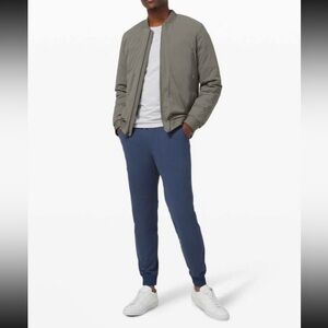 Lululemon ABC Men's NAVY Blue Jogger Pants